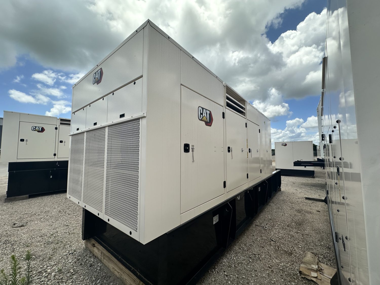 CAT D750 GC diesel generator set
